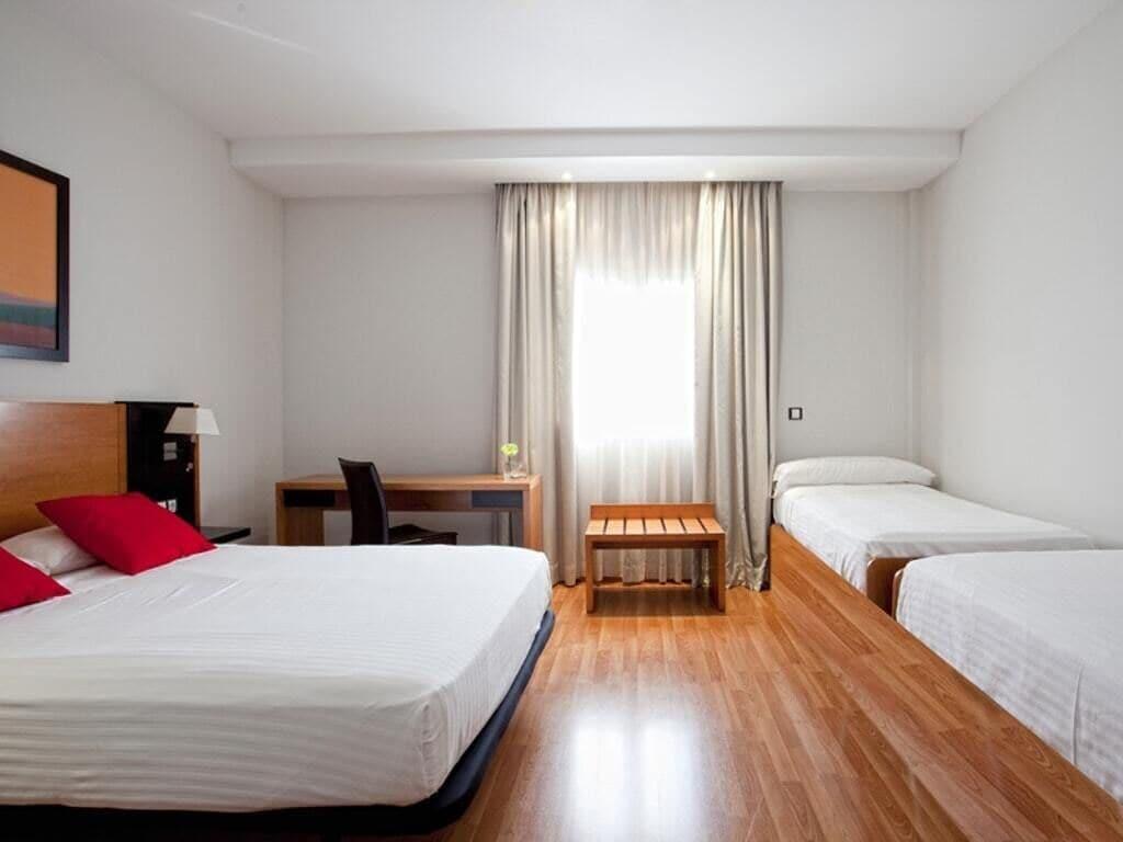 Hotel Cortijo Chico Malaga Airport à Alhaurín de la Torre Extérieur photo