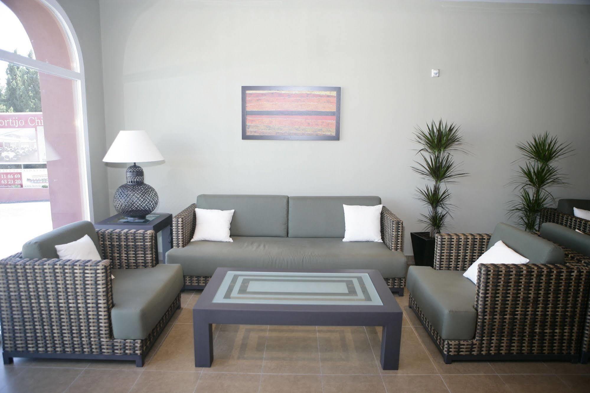Hotel Cortijo Chico Malaga Airport à Alhaurín de la Torre Extérieur photo