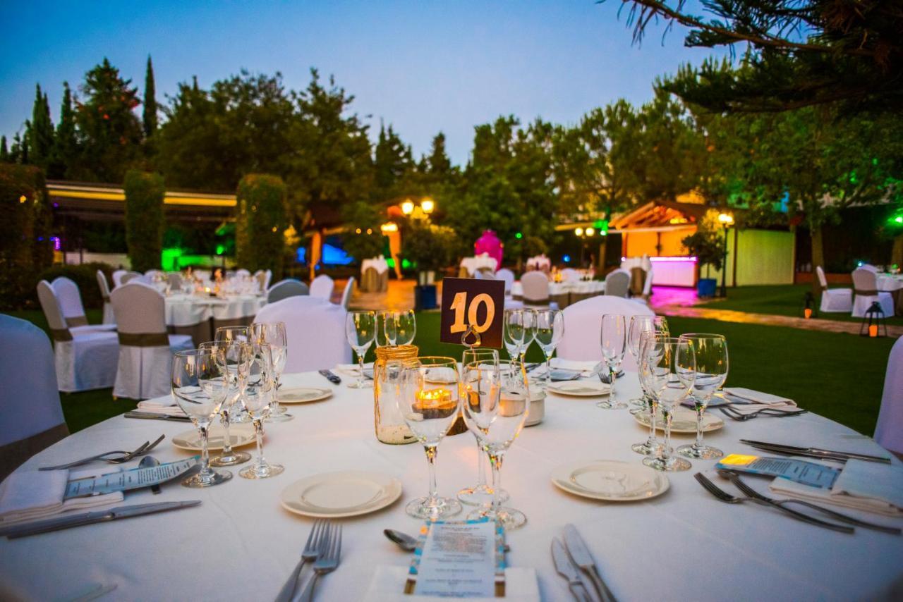 Hotel Cortijo Chico Malaga Airport à Alhaurín de la Torre Extérieur photo