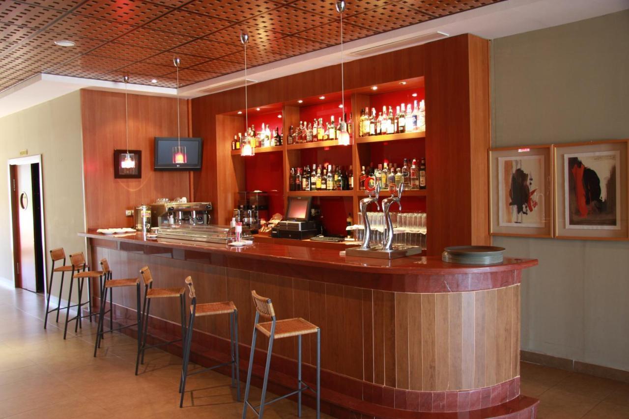 Hotel Cortijo Chico Malaga Airport à Alhaurín de la Torre Extérieur photo